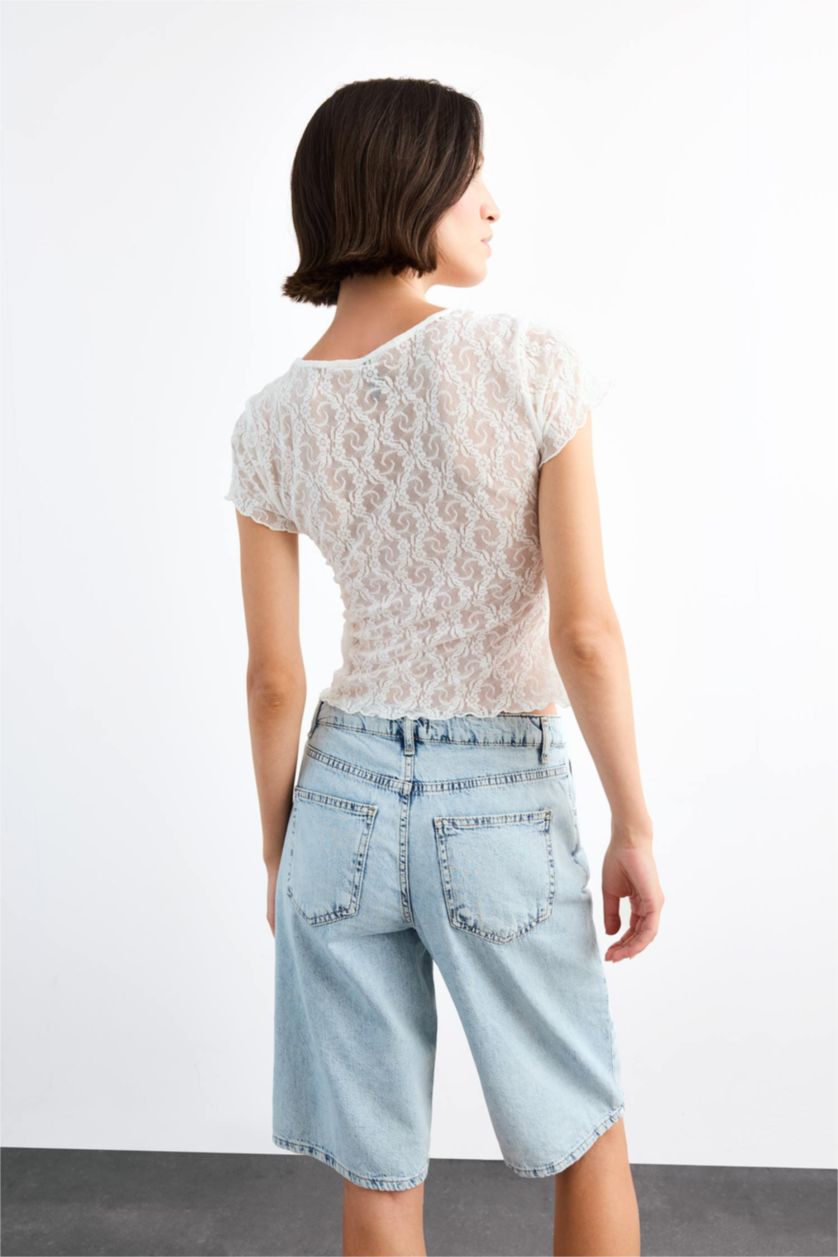 Kadın Beyaz Fitted V Yaka Dantel Kısa Kollu Tişört