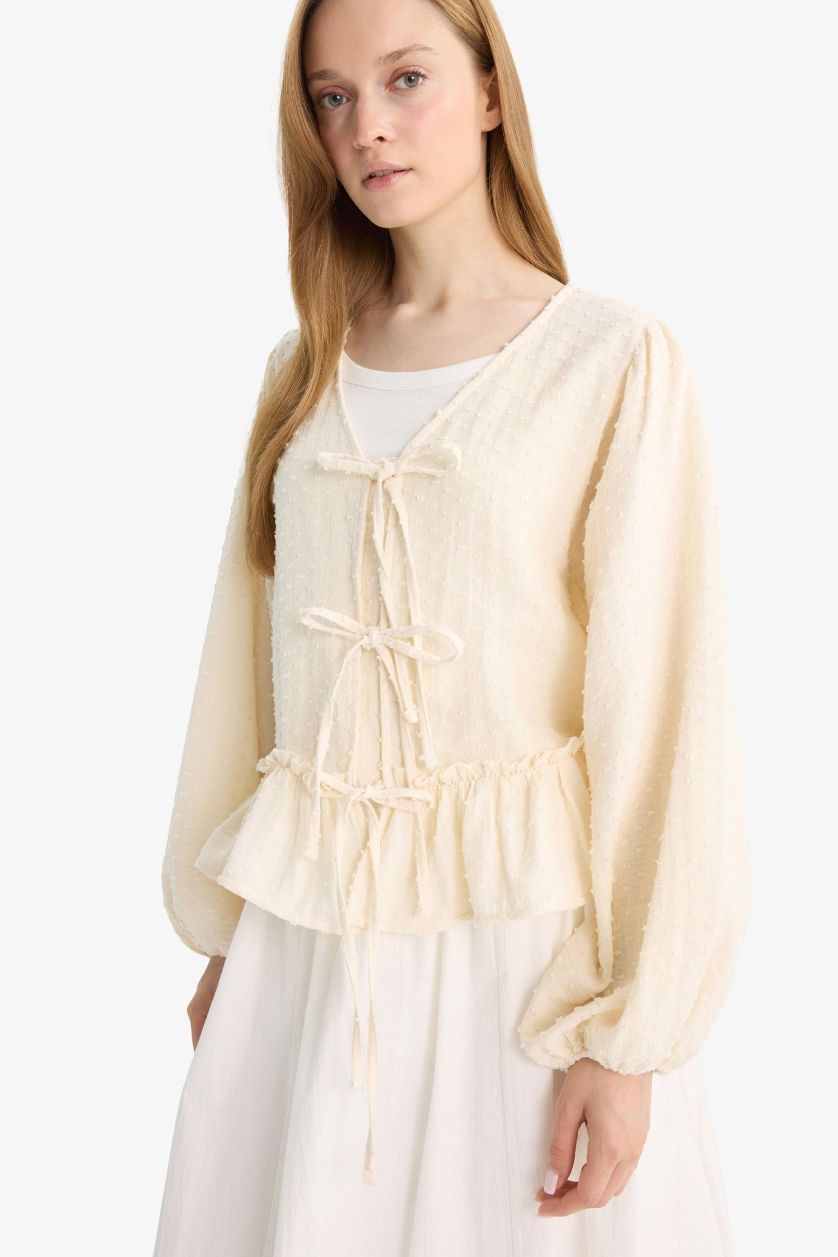 Woman Ecru Regular Fit Muslin V-Neck Long Sleeve Tunic