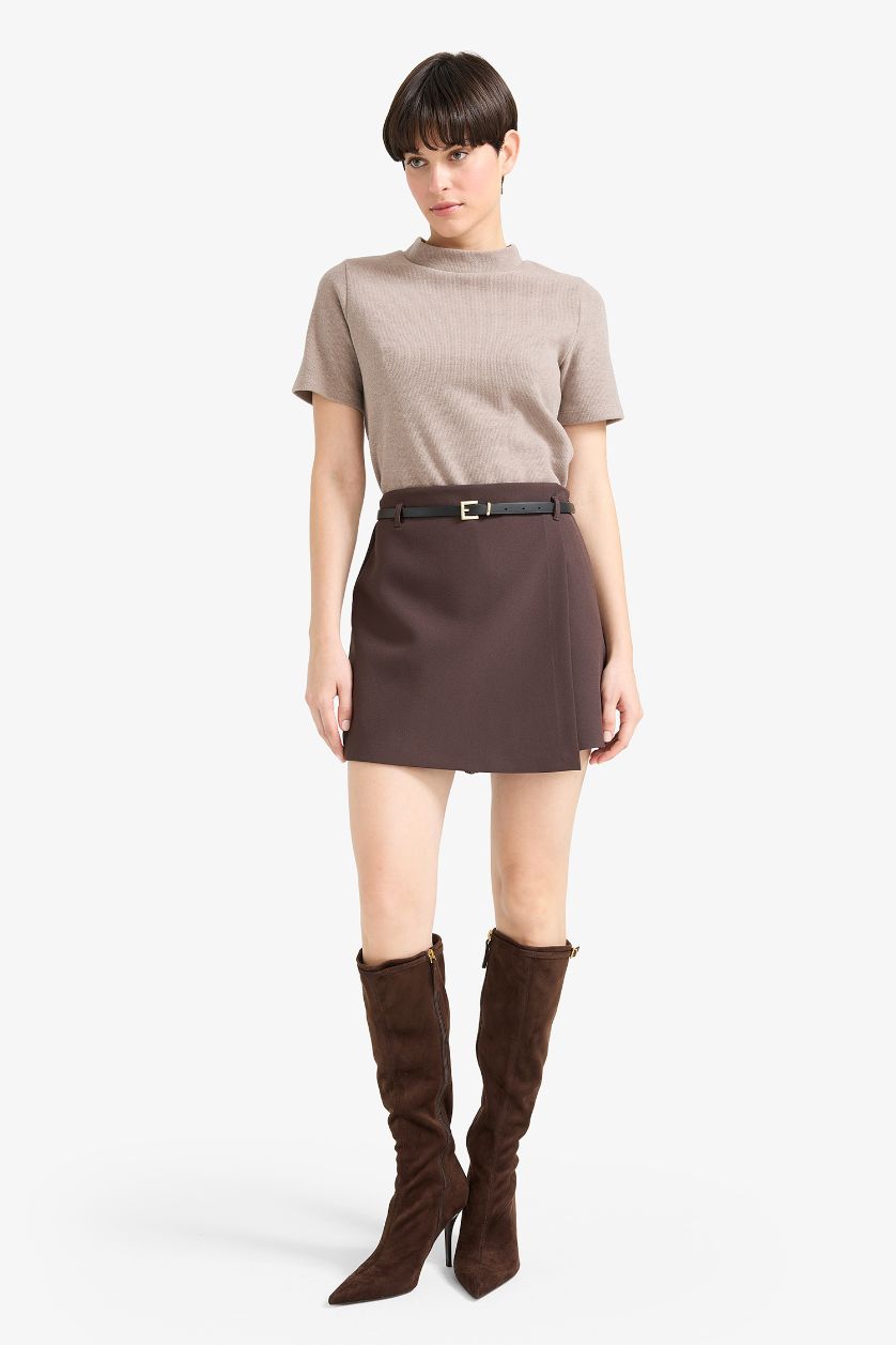 WOMAN Dark Brown Short Leg Shorts