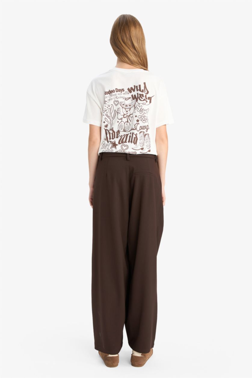 حريمي بني بنطلون باجي فيت بسحاب وخصر عادي