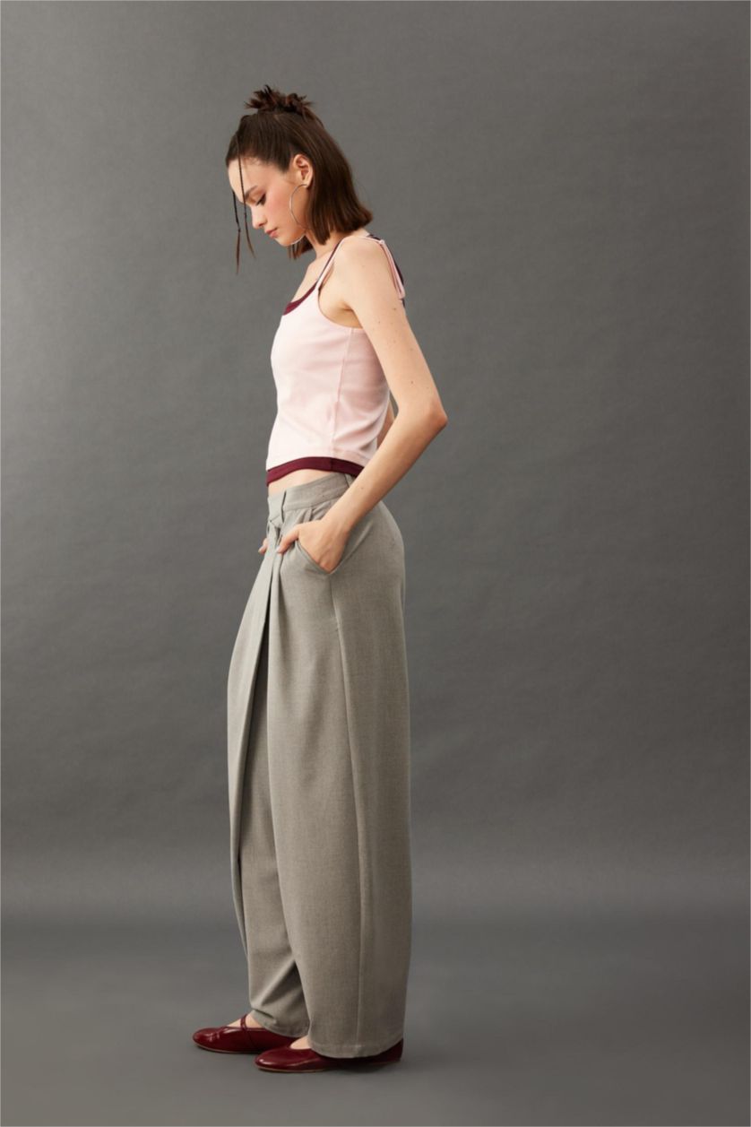 Women Light Grey Normal Waist Baggy Fit Trousers