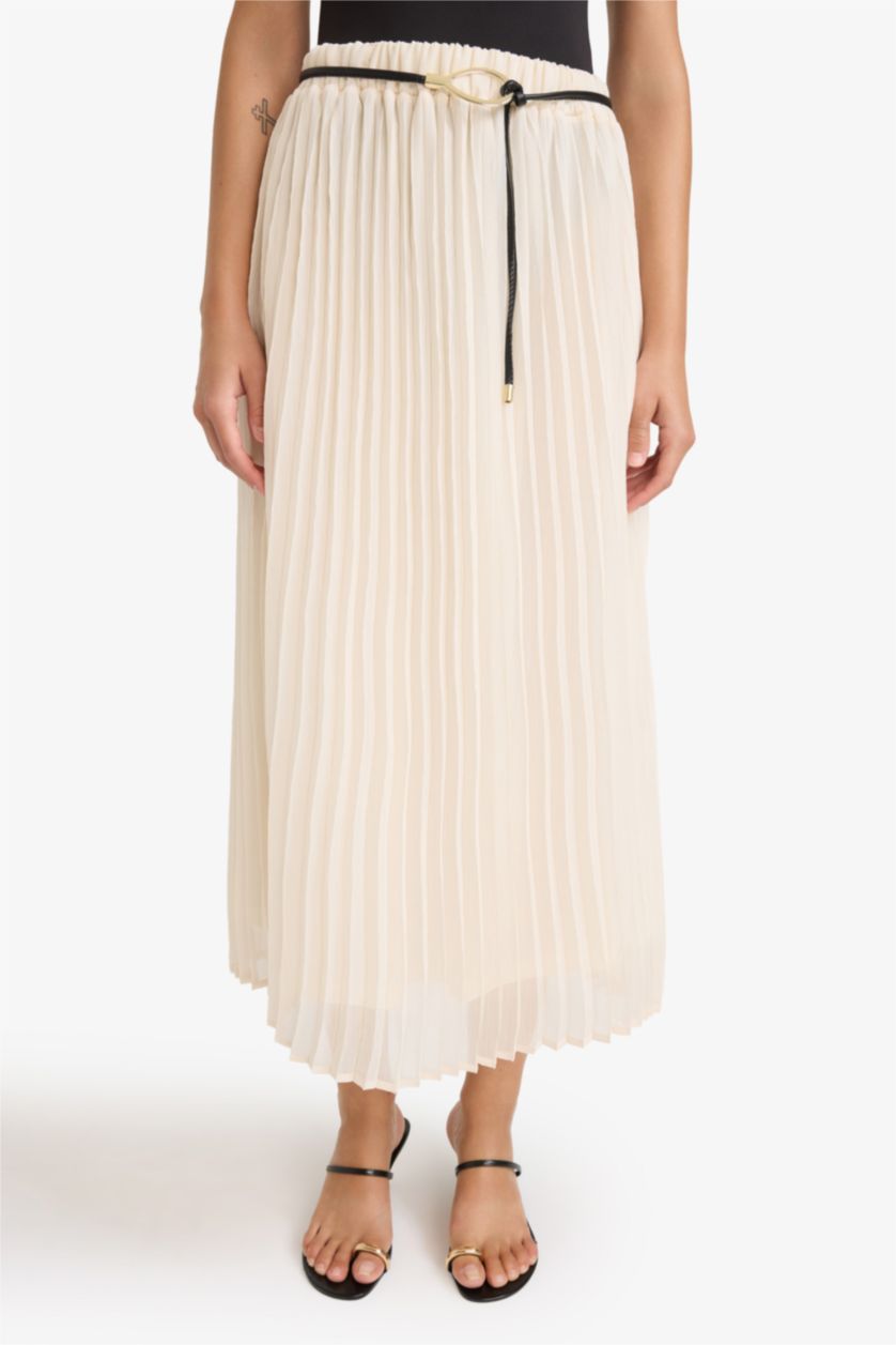 حريمي بيج فاتح جيبة ميدي شيفون قصة عادية بخصر عالي