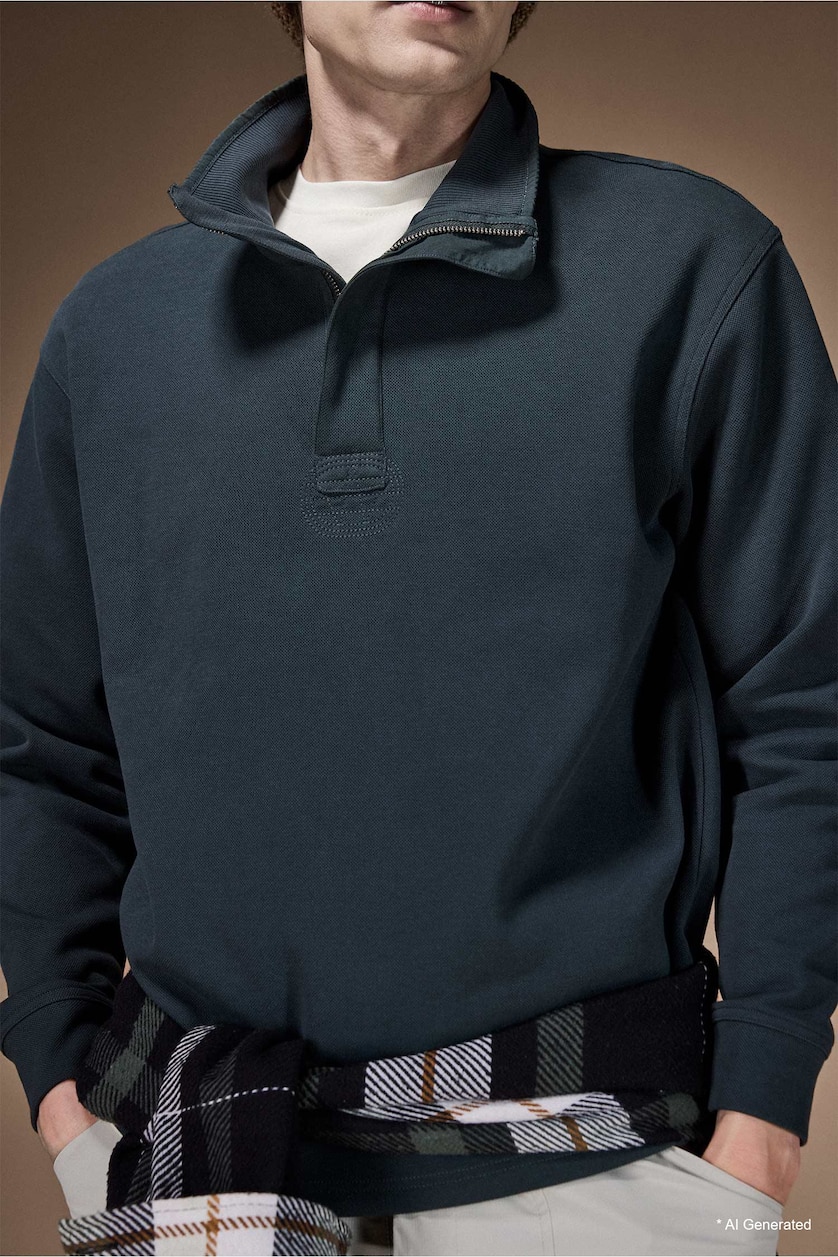 Man Dark Green Regular Fit Zip-Up Sweatshirt