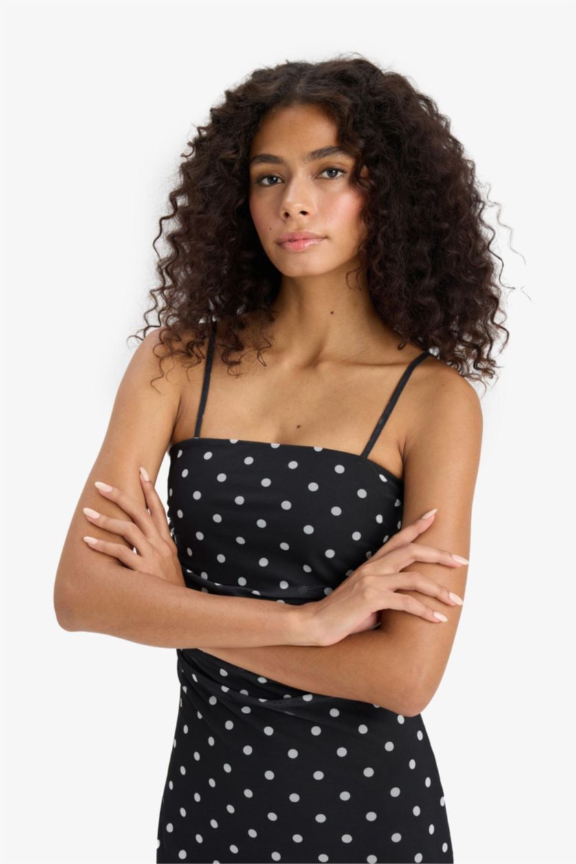 Kadın Siyah Bodycon Vücudu Saran Kare Yaka Puantiyeli Tül Askılı Midi Elbise