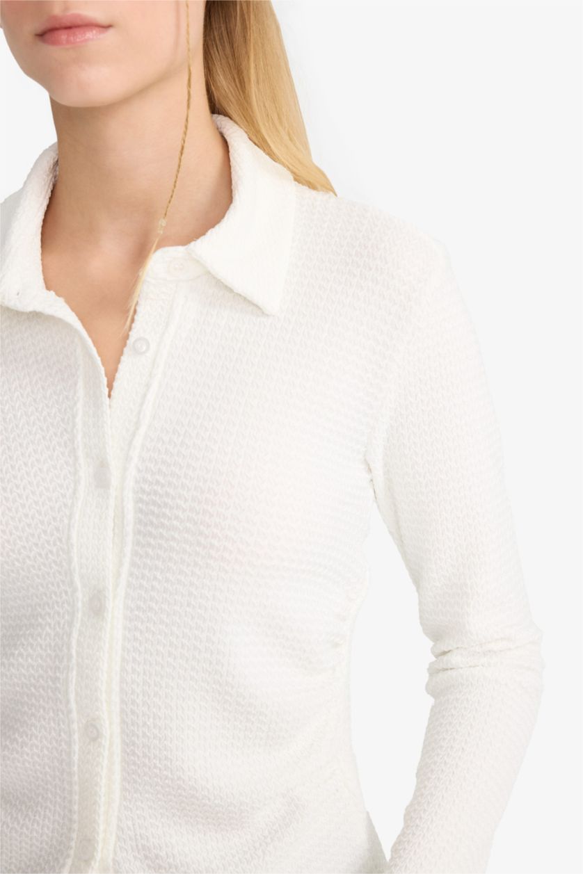 نساء اوف وايت قميص كم طويل القماش المنسوج سليم فيت برقبة قميص