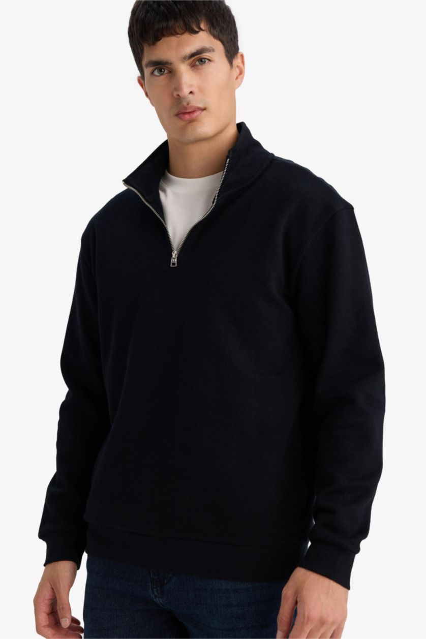 MAN Black Sweatshirt
