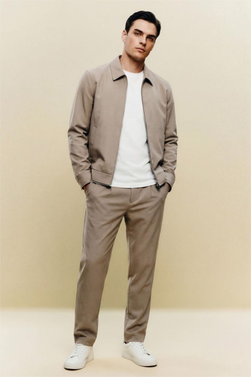 Man Teak Straight Fit Trousers