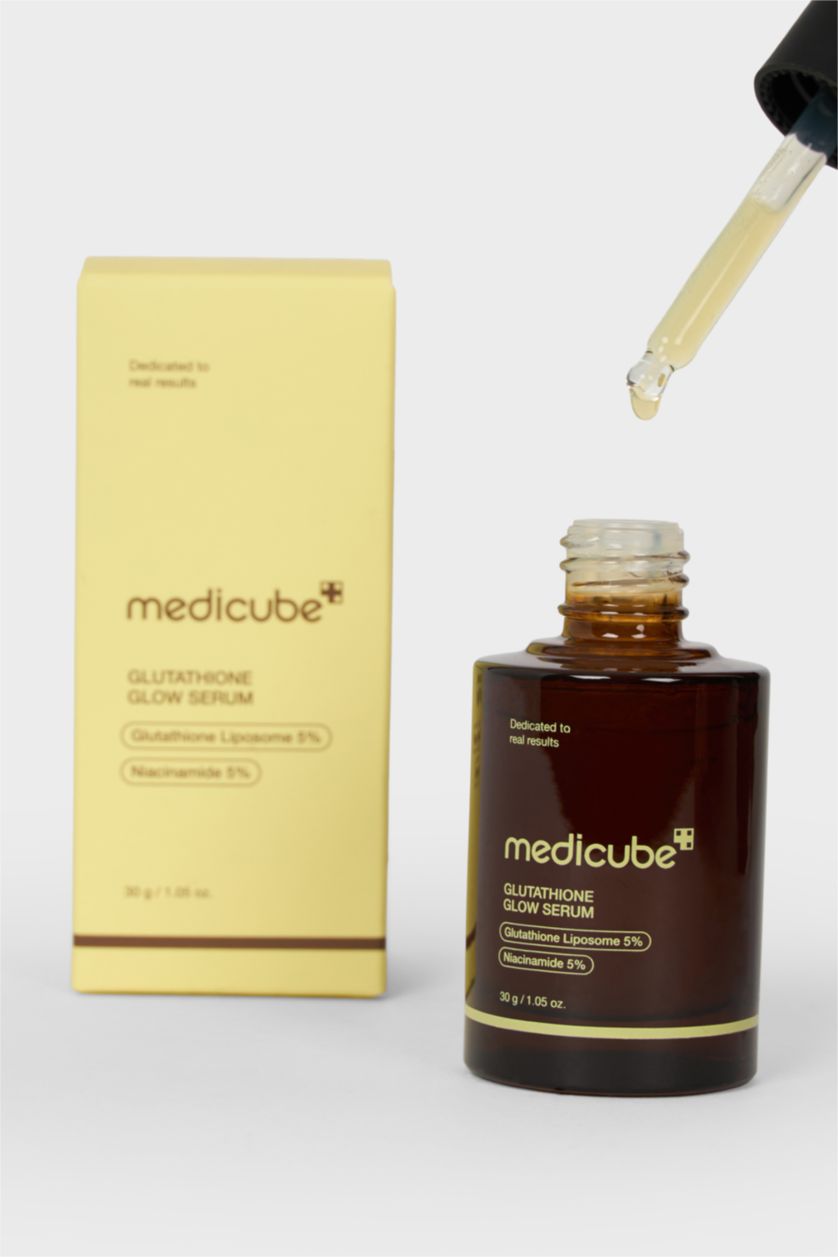 Kadın Koyu Kahve Medicube Glutathione Parlaklık Serumu 30ml