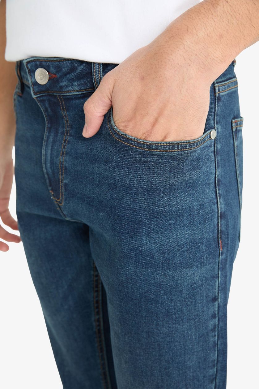 رجالي أزرق غامق بنطلون جينز كارلو سكيني فيت برجل ضيقة وخصر عادي