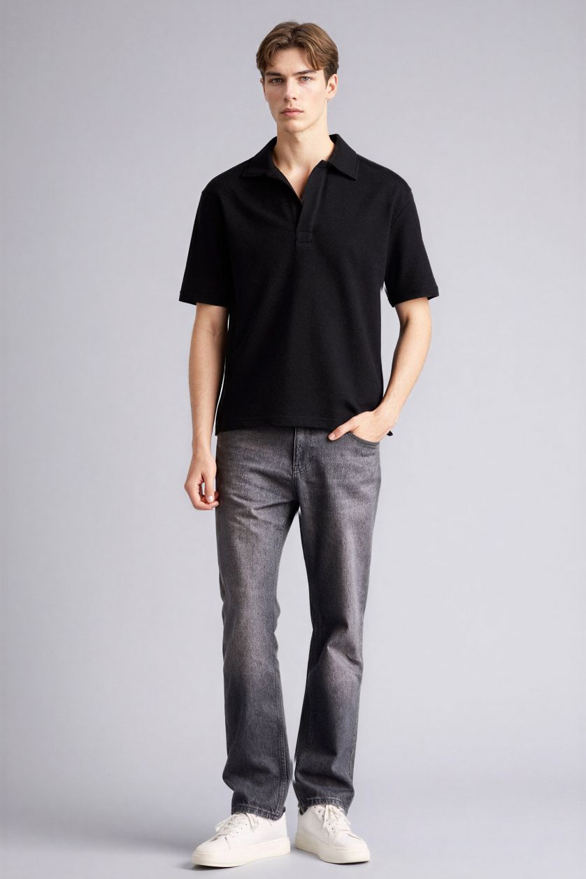 Man Black Boxy Fit Polo Collar Polo T-Shirt