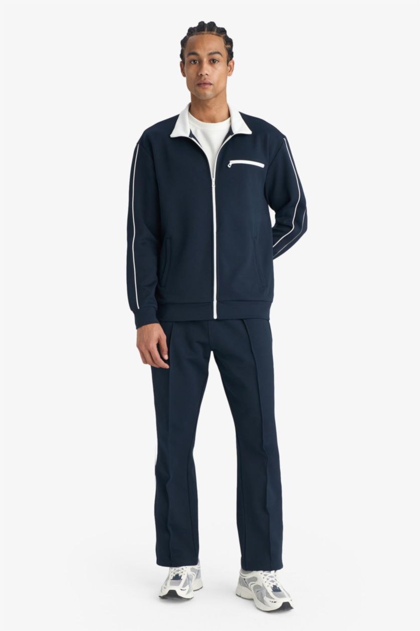 Man NAVY Standard Fit High Neck Sweatshirt