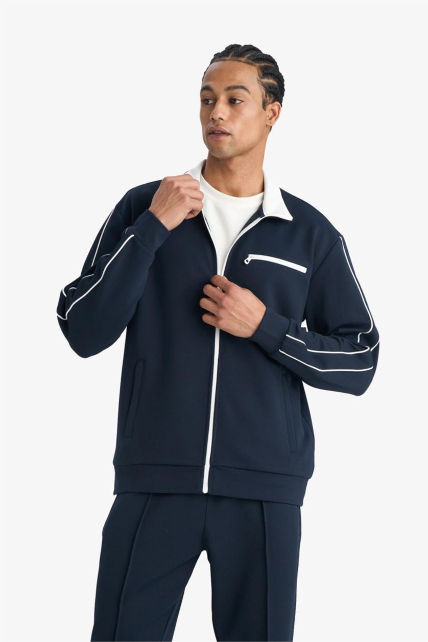 Man NAVY Standard Fit High Neck Sweatshirt