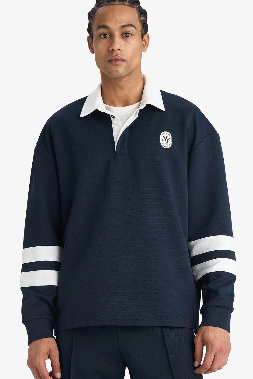 Man NAVY Boxy Fit Polo Collar Sports Sweatshirt