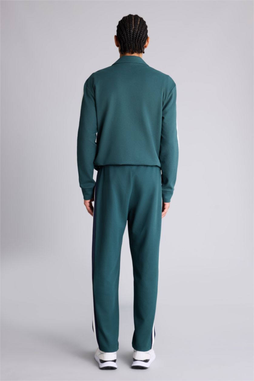 Man Dark Green Standard Fit Jogger