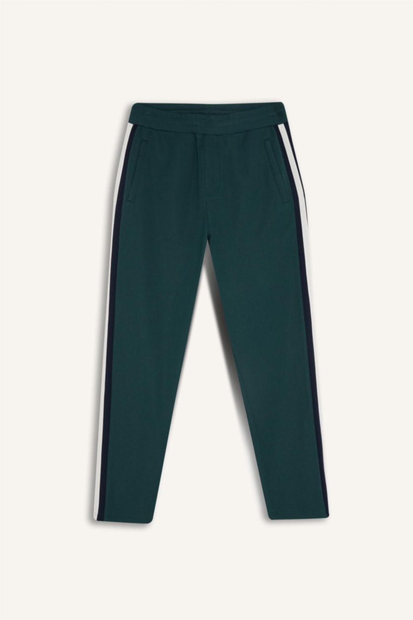 Man Dark Green Standard Fit Jogger