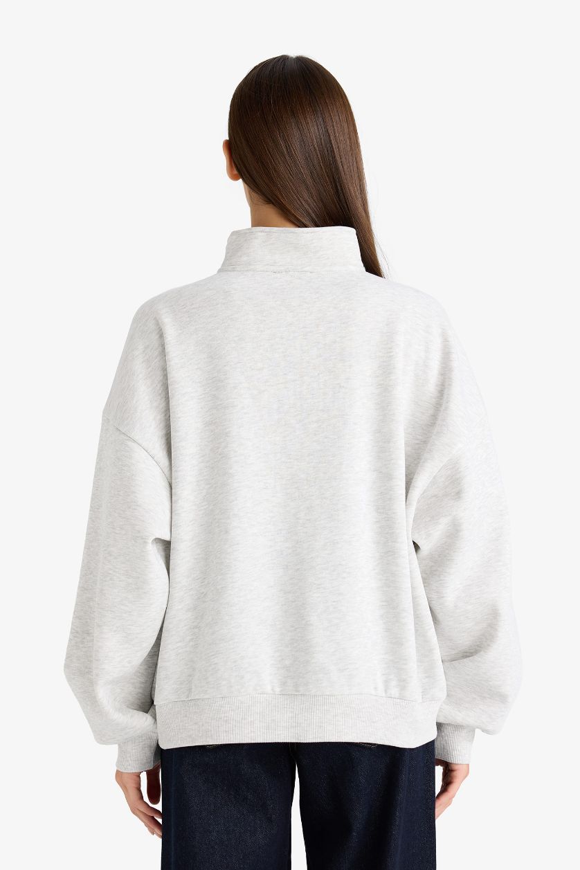 Kadın Gri Melanj Overshırt Fıt Yarım Fermuarlı Baskılı Kalın Kumaş Sweatshirt