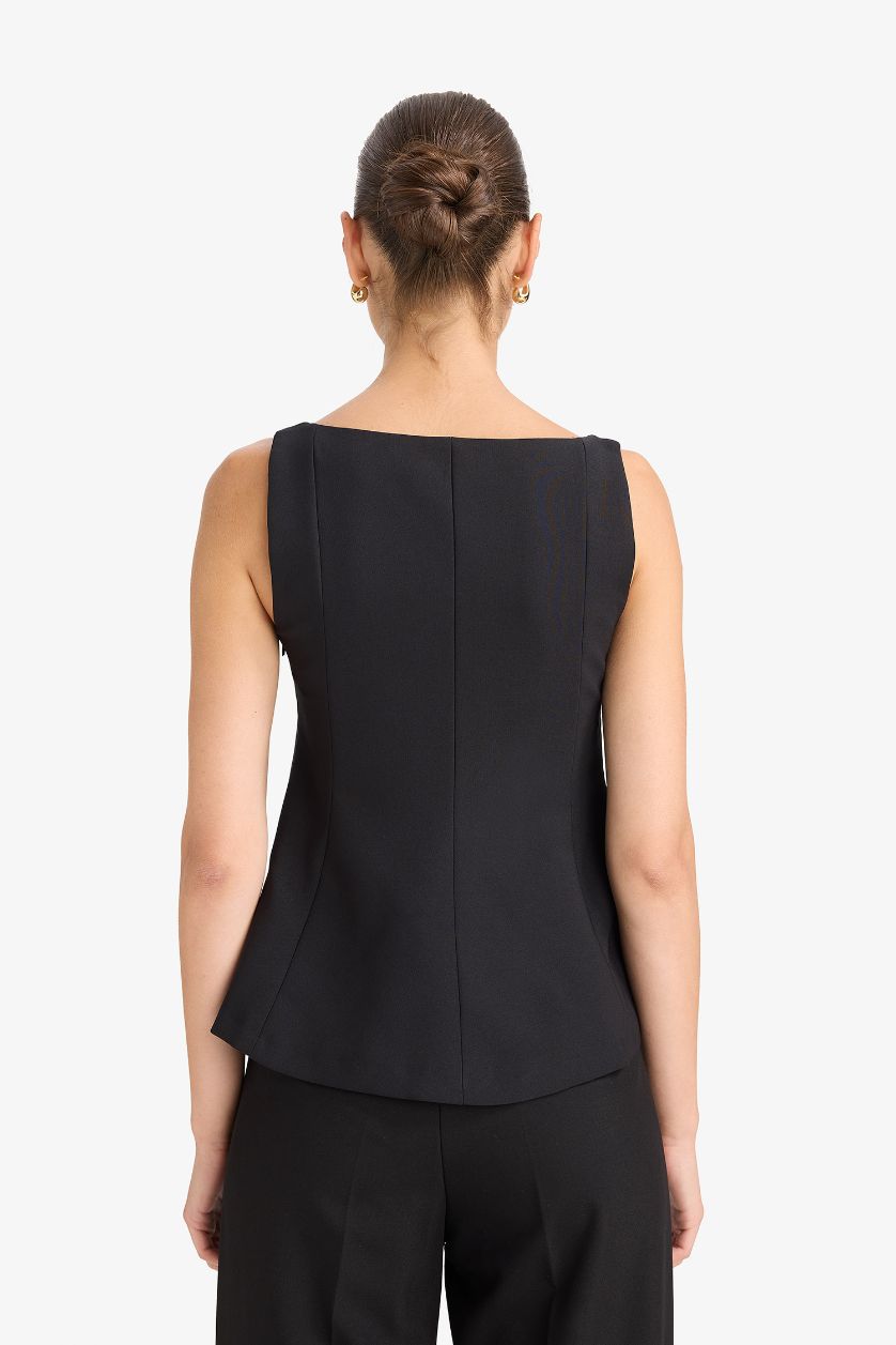 حريمي أسود بلوزة بحمالات مخصر وياقة مربعة