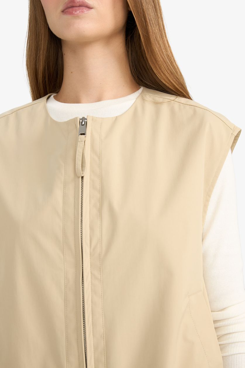 Kadın Bej Regular Fıt Dik Yaka Twill Yelek