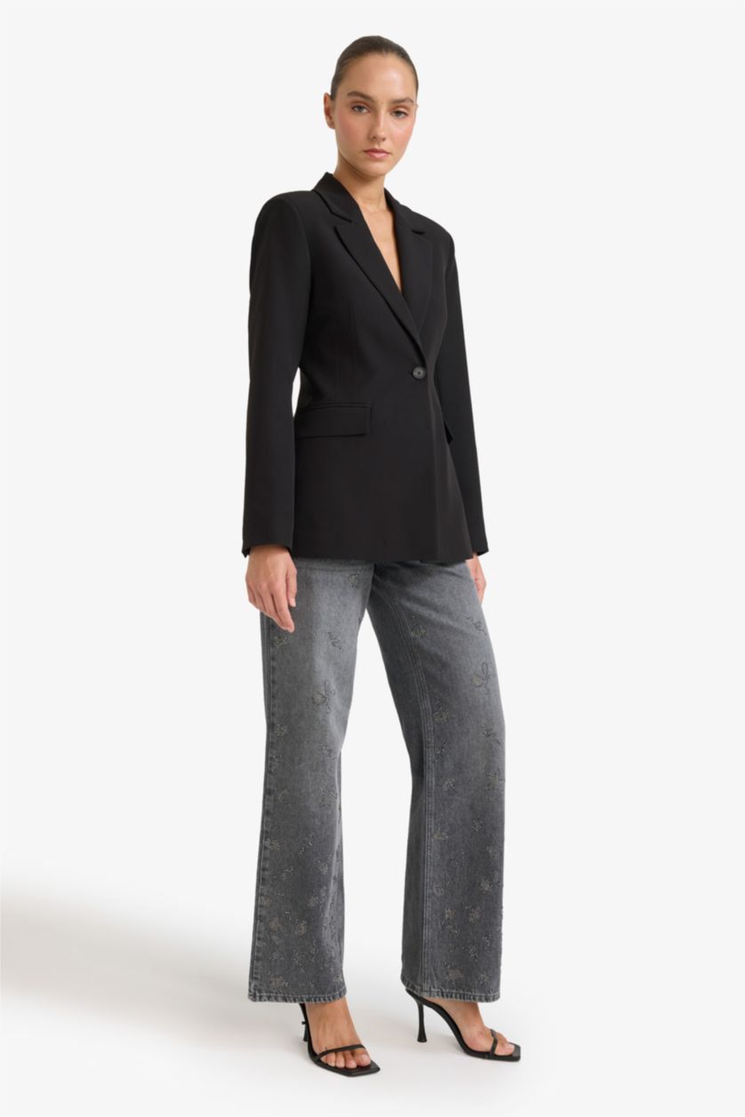 Woman Black Regular Fit Blazer