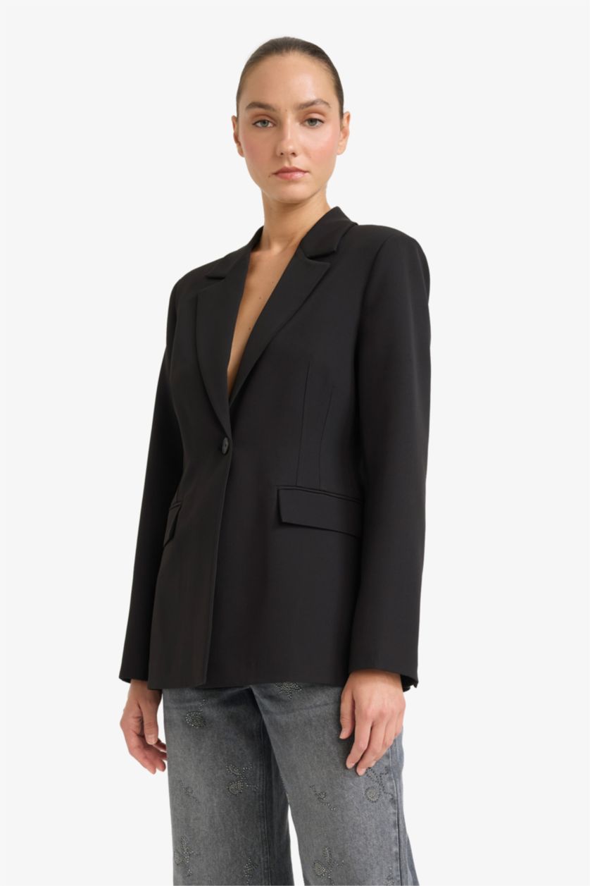 Woman Black Regular Fit Blazer