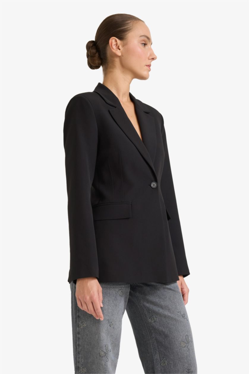 Woman Black Regular Fit Blazer