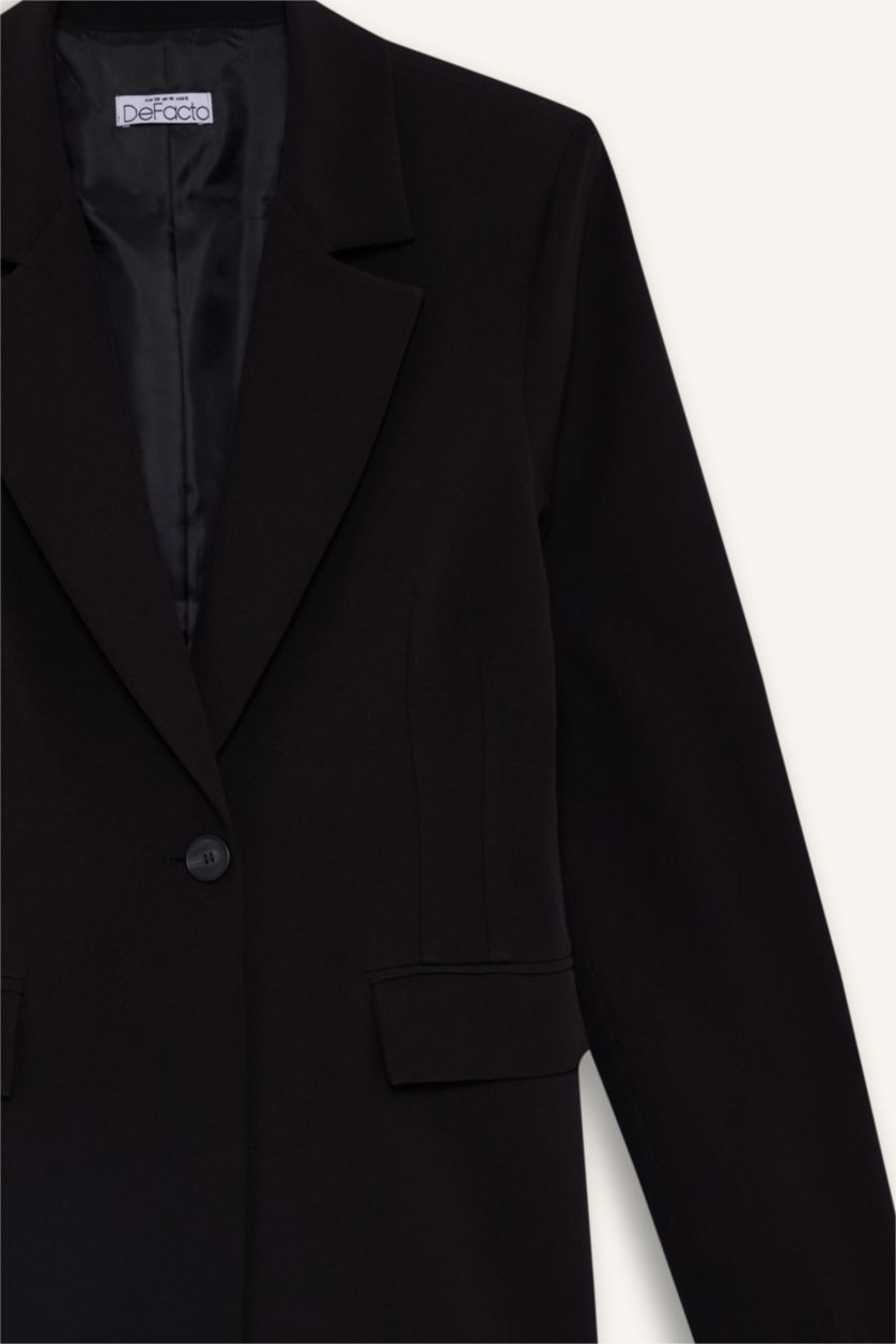 Woman Black Regular Fit Blazer