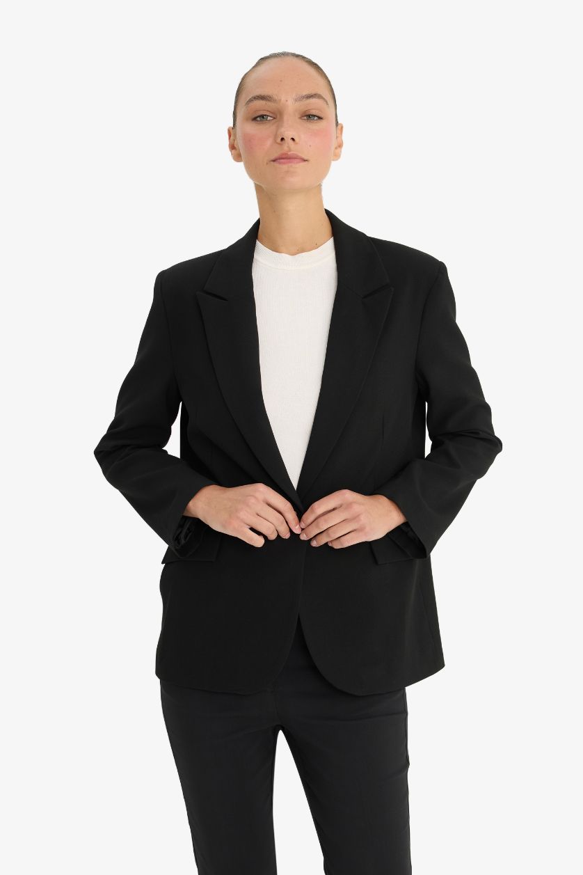 WOMAN Black Regular Fit Jacket Collar Blazer
