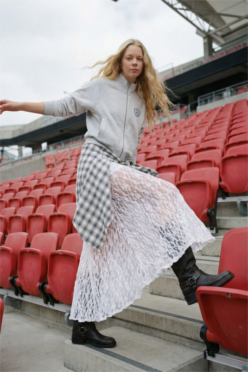 Woman White A Line High Waist Lace Maxi Skirt