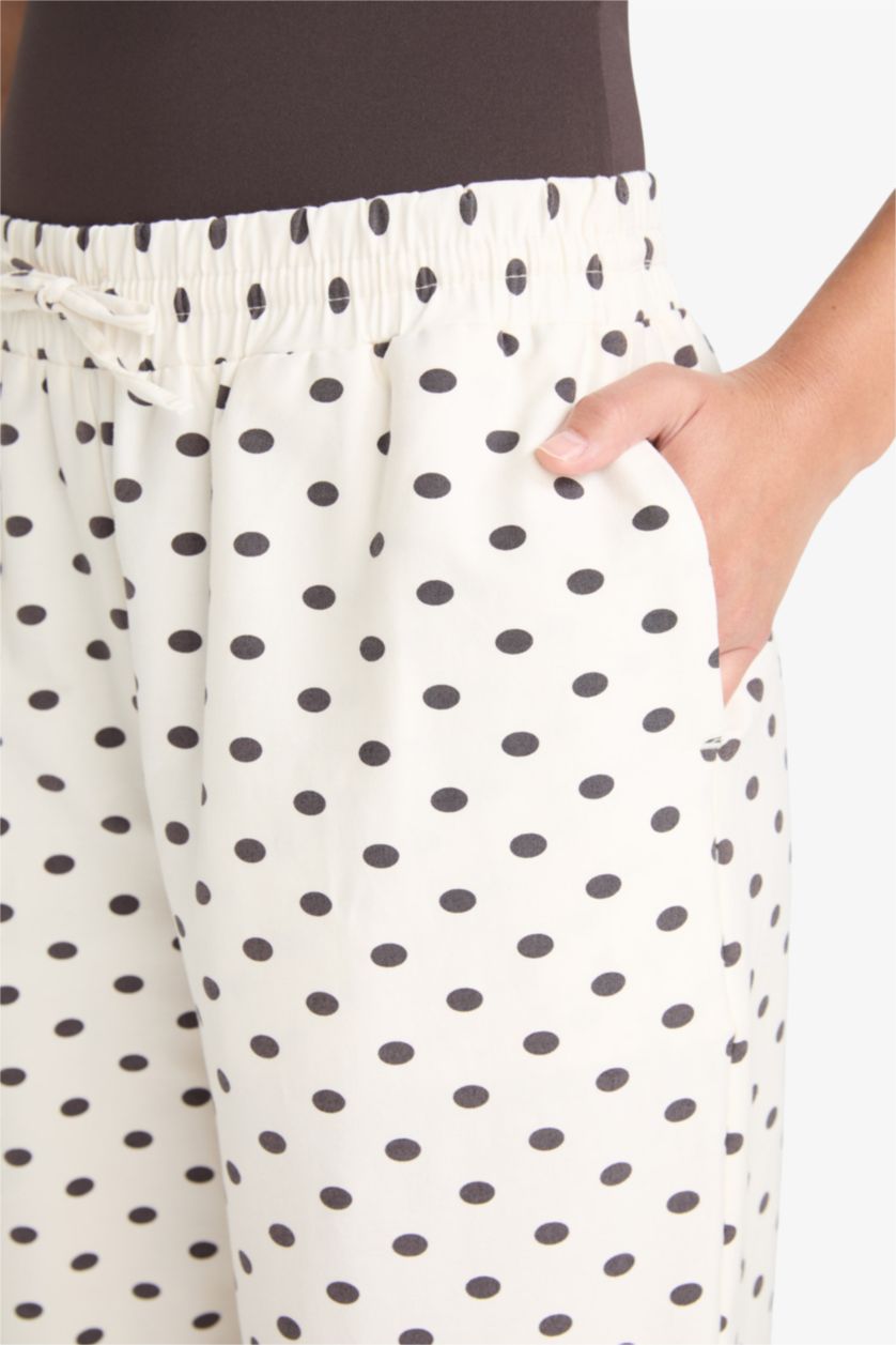 نساء بيج فاتح بنطرون ميدي منقط قصة مستقيمة بجيب وخصر عالي