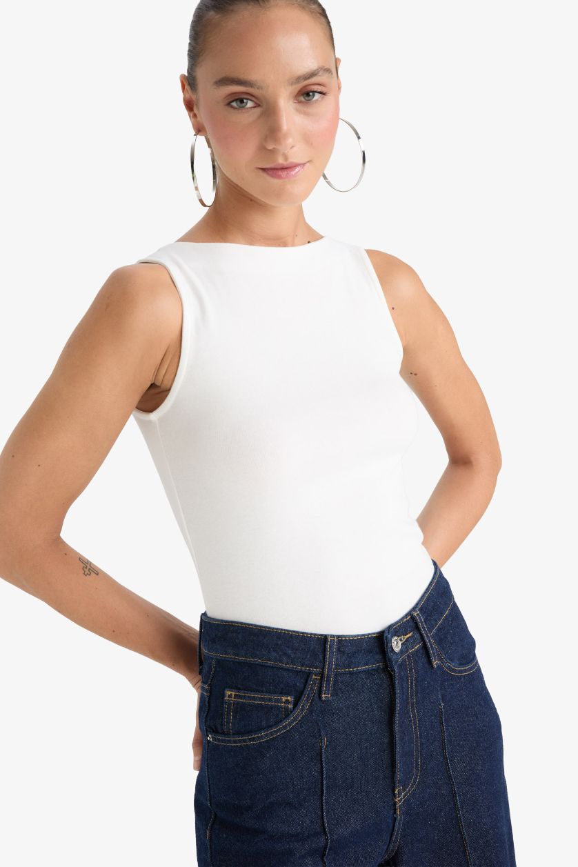 Kadın Ekru Slım Fıt Kayık Yaka Ribana Atlet