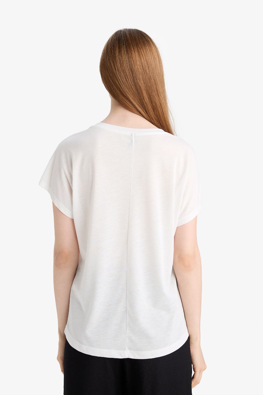 Woman Ecru تيشيرت نص ردن بطبعة أحجار وياخة مستديرة