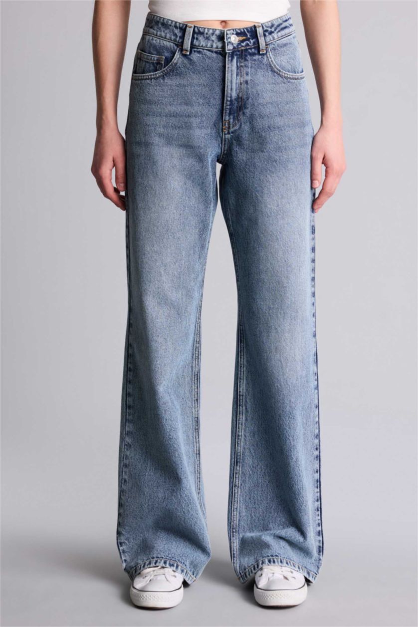 حريمي أزرق بنطلون جينز قصة مستفيمة واسعة وخصر عالي