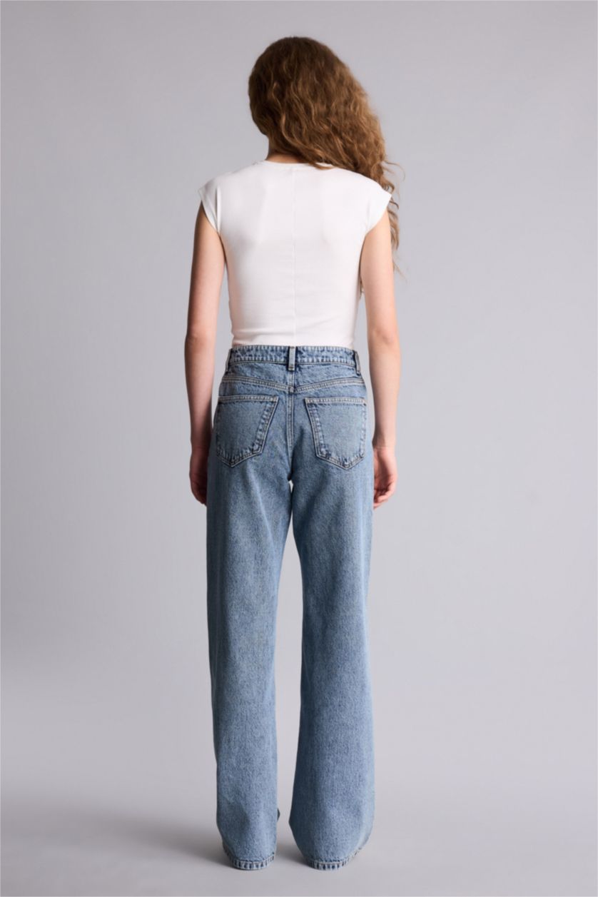 حريمي أزرق بنطلون جينز قصة مستفيمة واسعة وخصر عالي