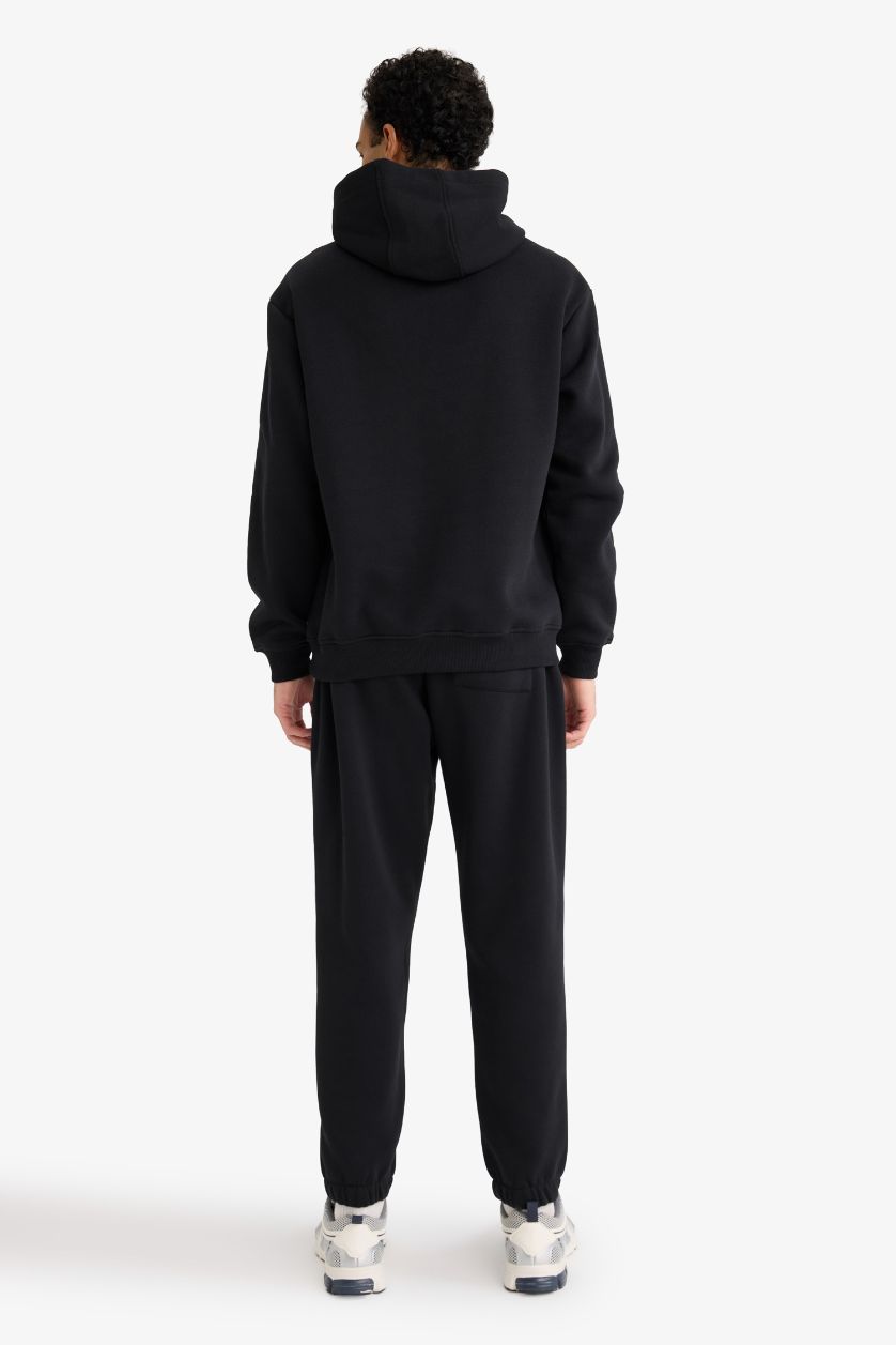 MAN Black Regular Fit Set