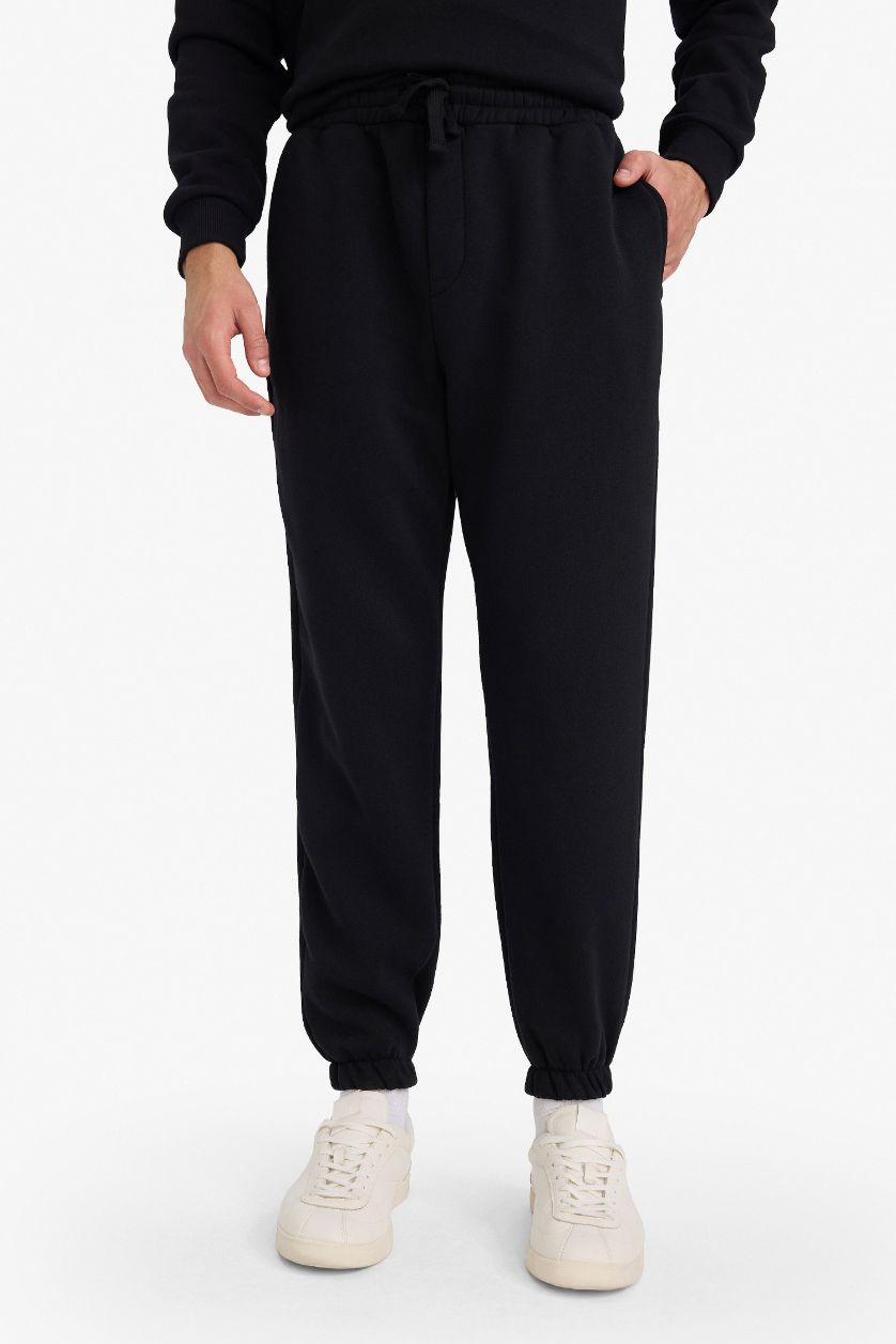 MAN Black Regular Fit Zippered Sweatshirt Sweatpants 2 Piece Set