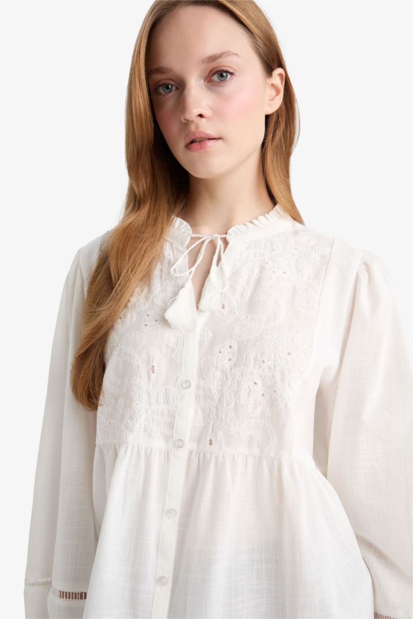 Woman Ecru Relax Fit Frilly Long Sleeve Shirt