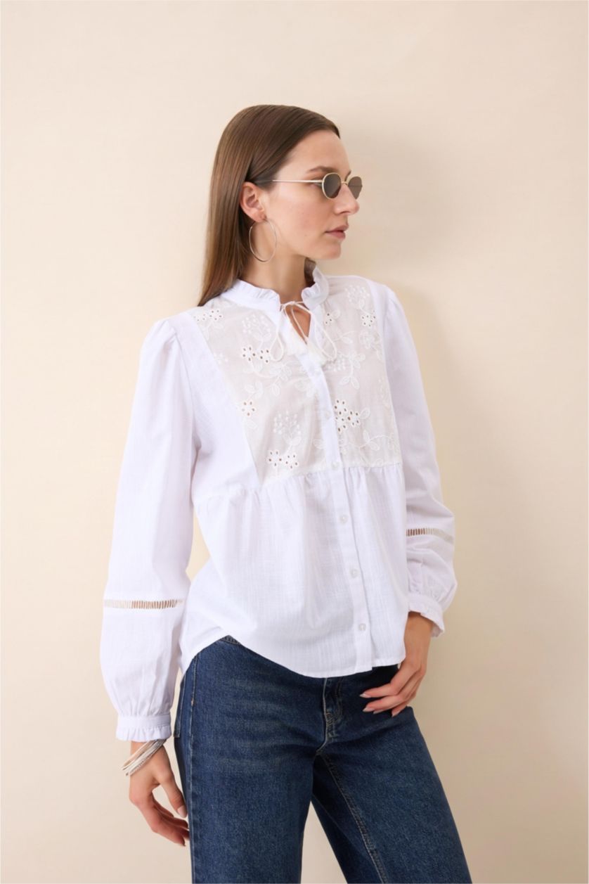 Women White Relax Fit Frilly Long Sleeve Shirt