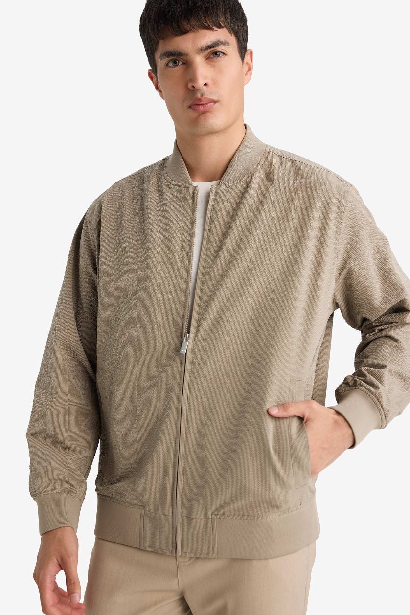 Erkek Bej Slım Fıt Astarlı Fermuarlı Krinkıl Mont