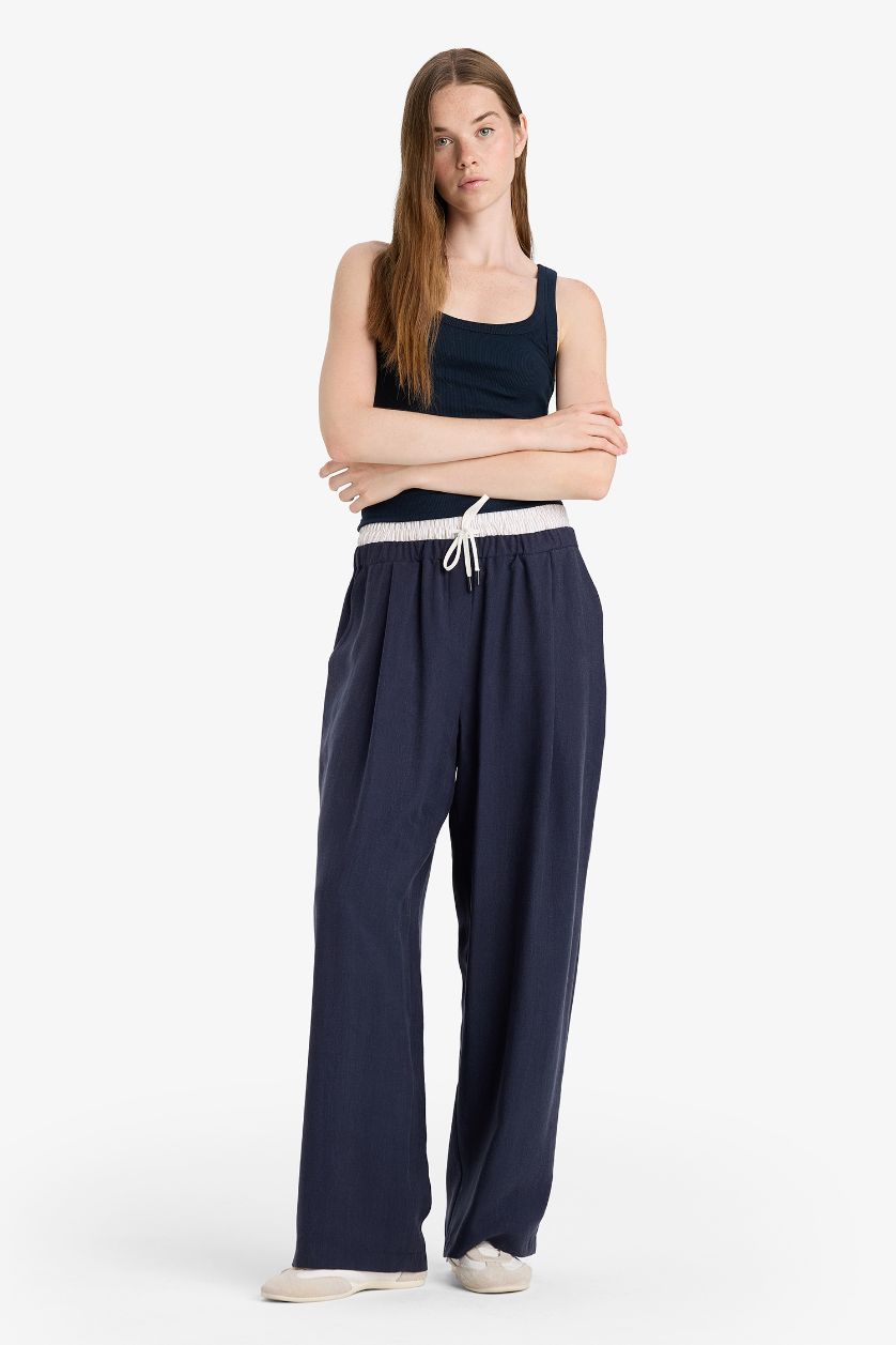 Kadın Lacivert Baggy Fıt Çift Cepli Normal Bel Standart Boy Tencel Pantolon