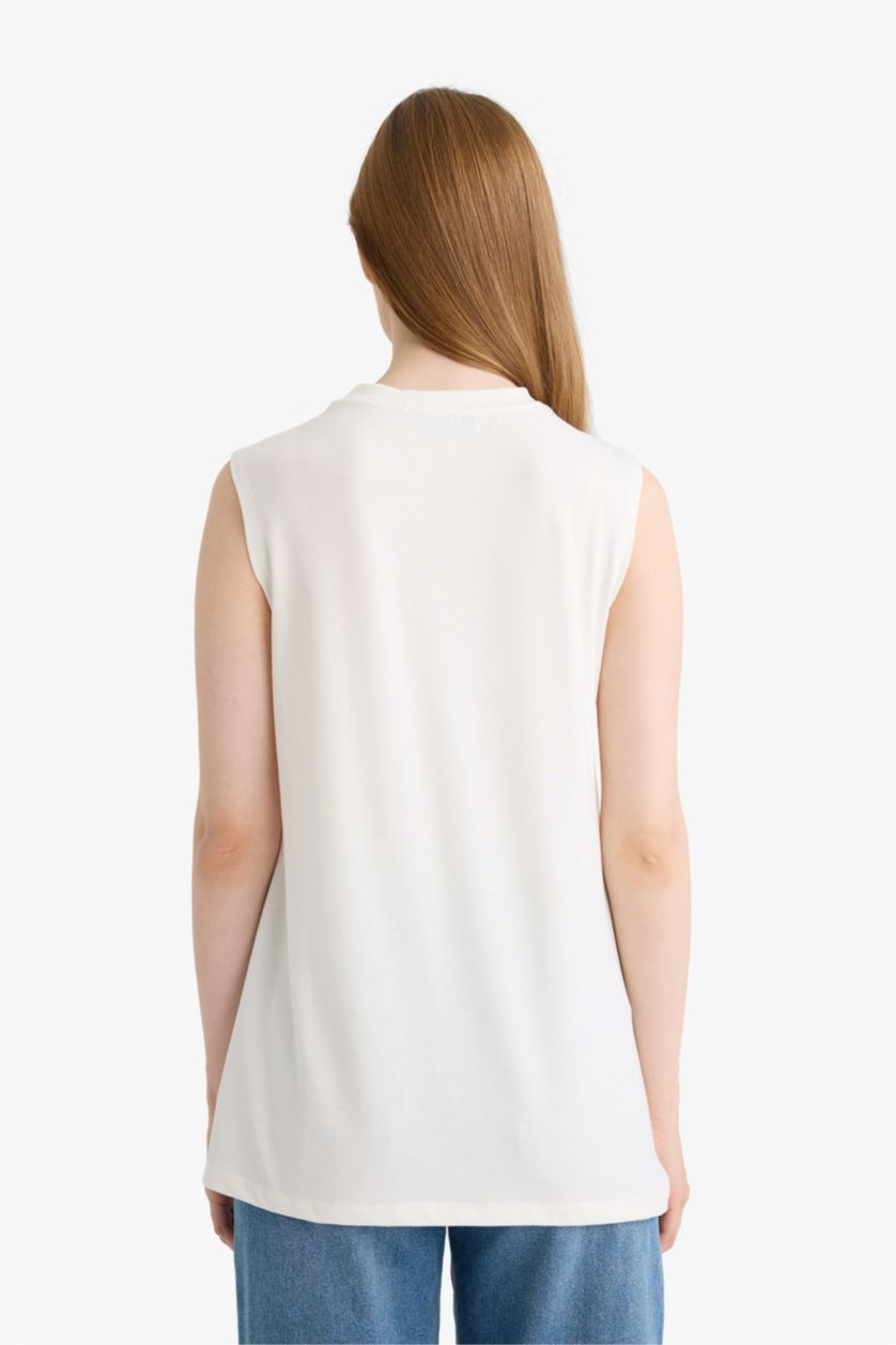 Kadın Ekru Regular Fit Bisiklet Yaka Basic Düz Kolsuz Tunik