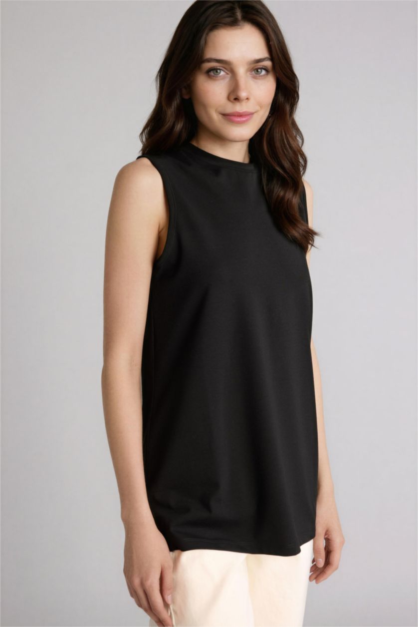 WOMAN Black Regular Fit Crew Neck Short Sleeve Tunic