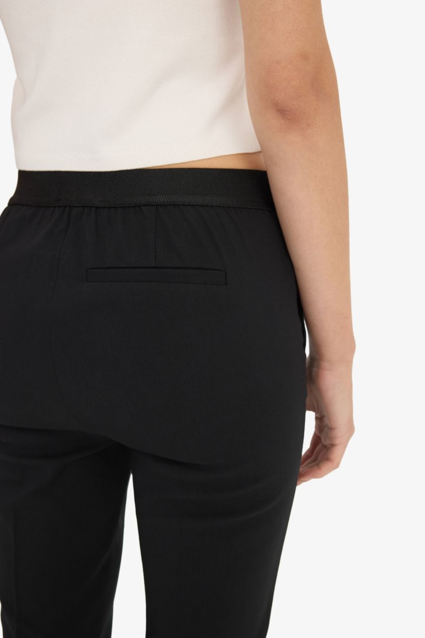 Kadın Siyah Carrot Fıt Çift Cepli Yüksek Bel Dar Paça Standart Boy Twill Pantolon