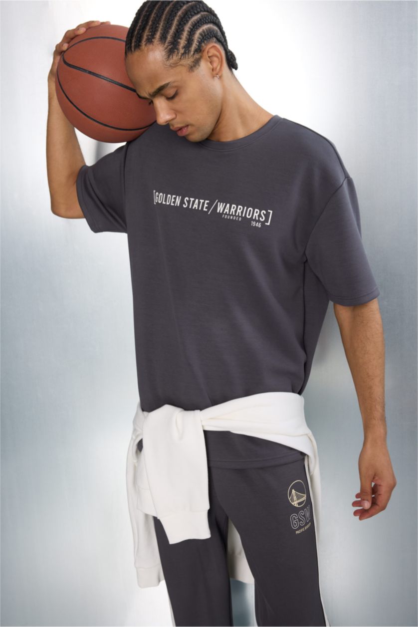 Ерлер Антрацит NBA Golden State Warriors Relax Fit дөңгелек жағалы қысқа жеңді футболка