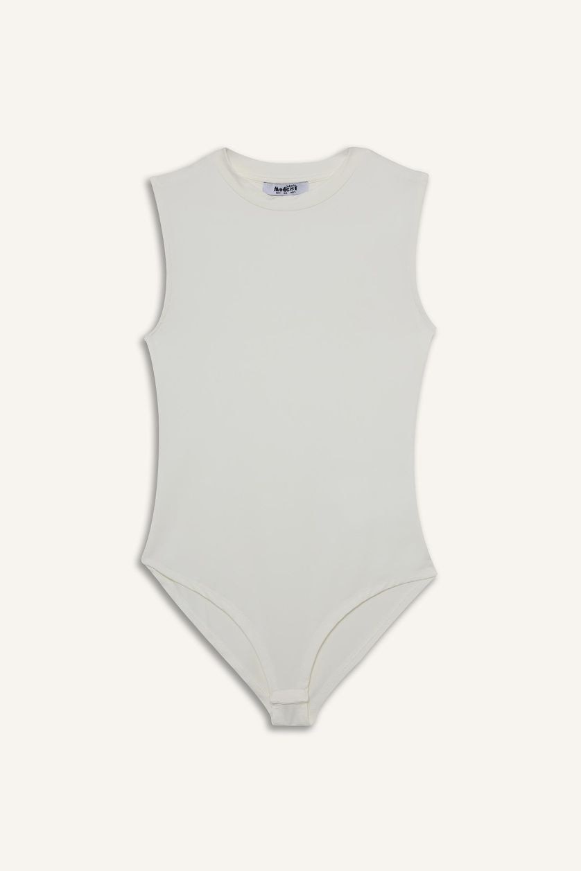 Woman Ecru Slim Fit Half Turtleneck Short Sleeve Tunic