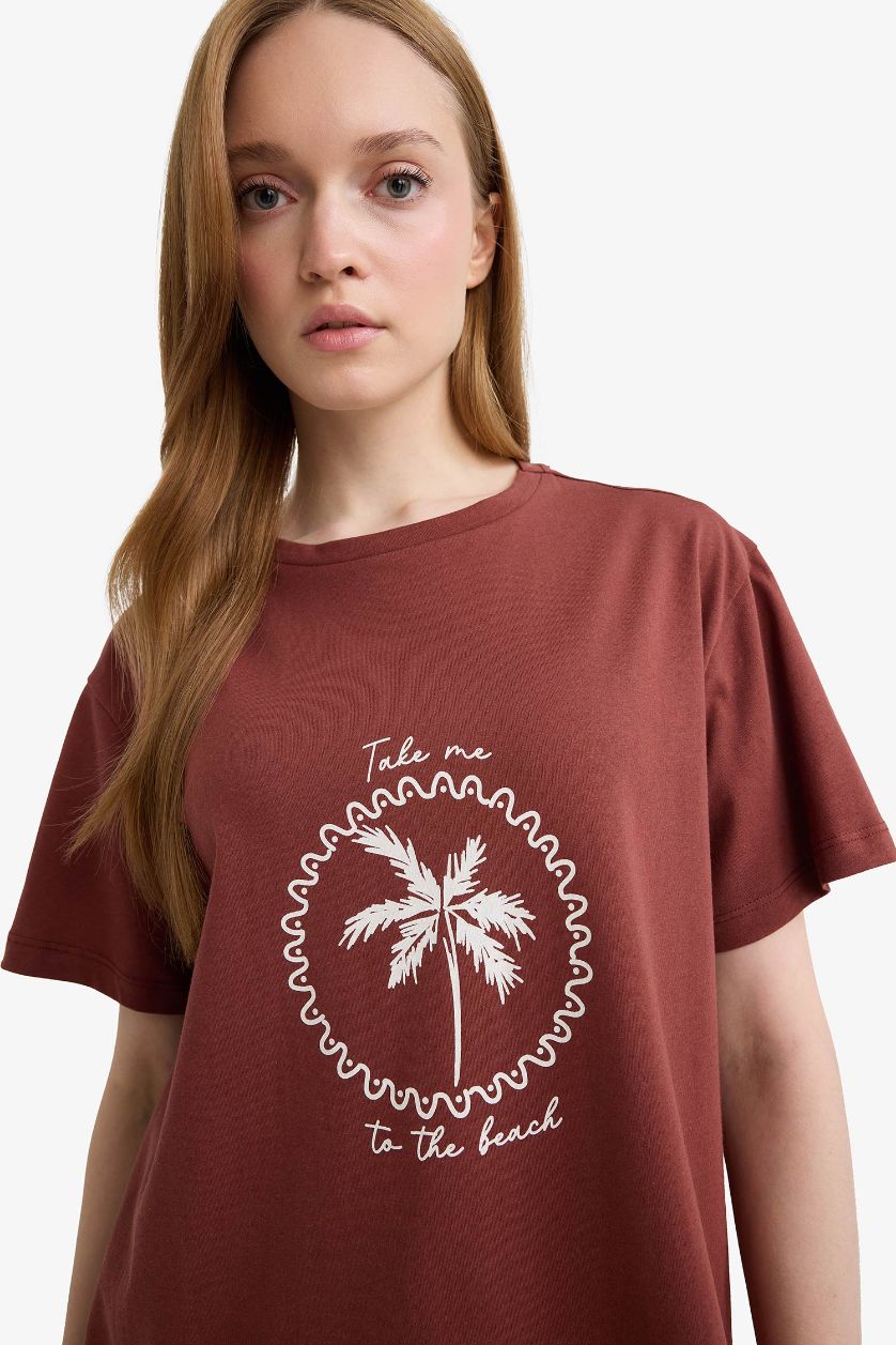 Woman Bordeaux Regular Fit Crew Neck Palm Tree Pattern T-Shirt