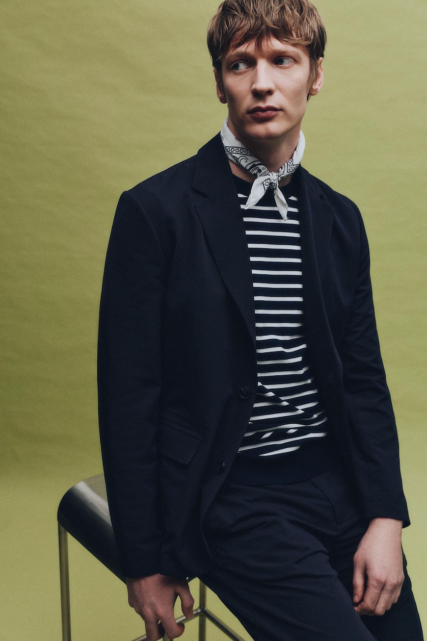 Man NAVY Modern Fit Crinkle Blazer