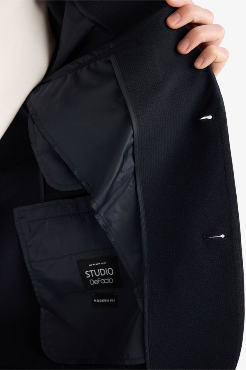 MAN NAVY Modern Fit Crinkle Blazer