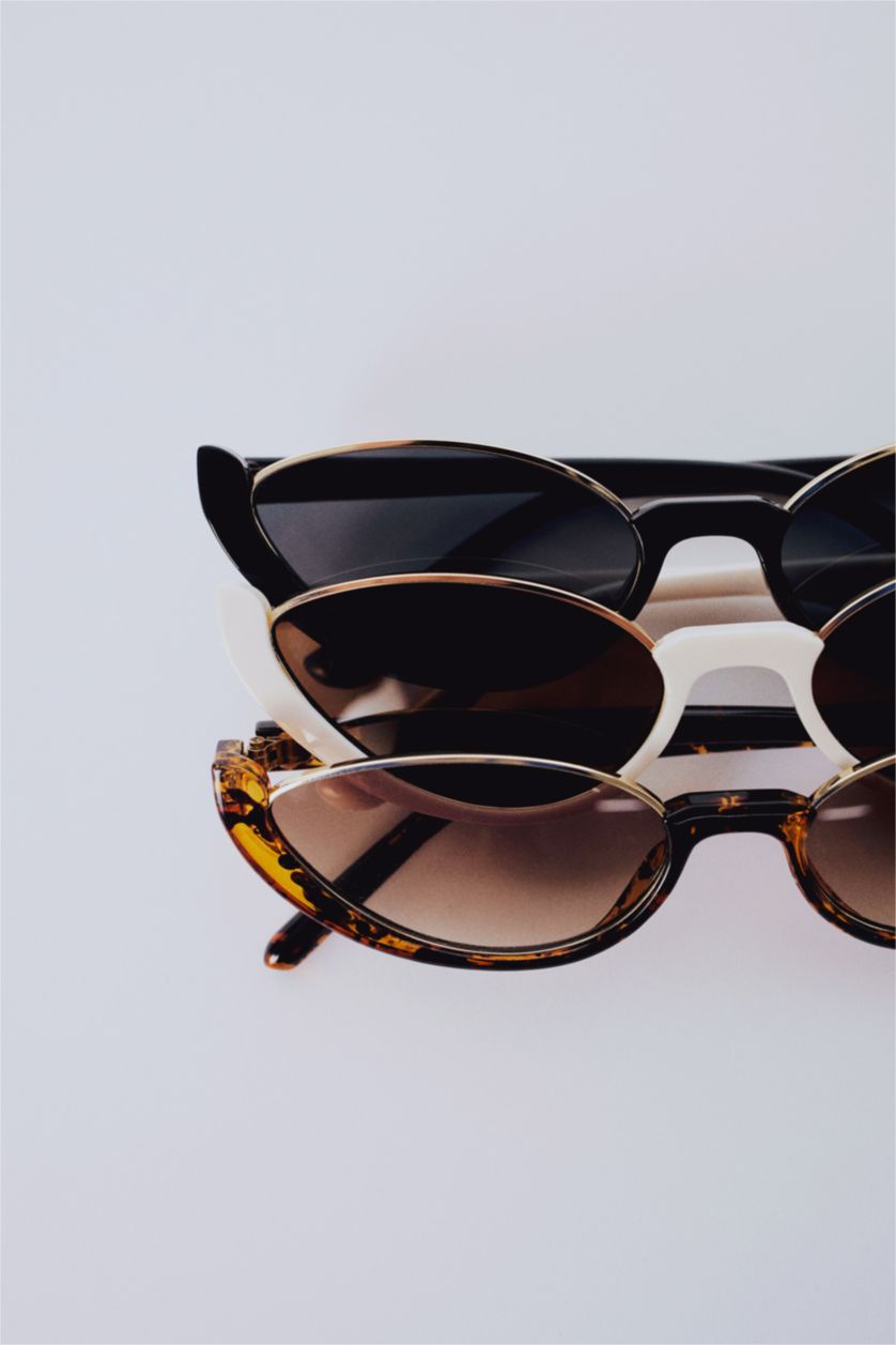 Kadın Bej DCEY x DeFacto Kadın Kedi Gözü Formunda Bej Güneş Gözlüğü