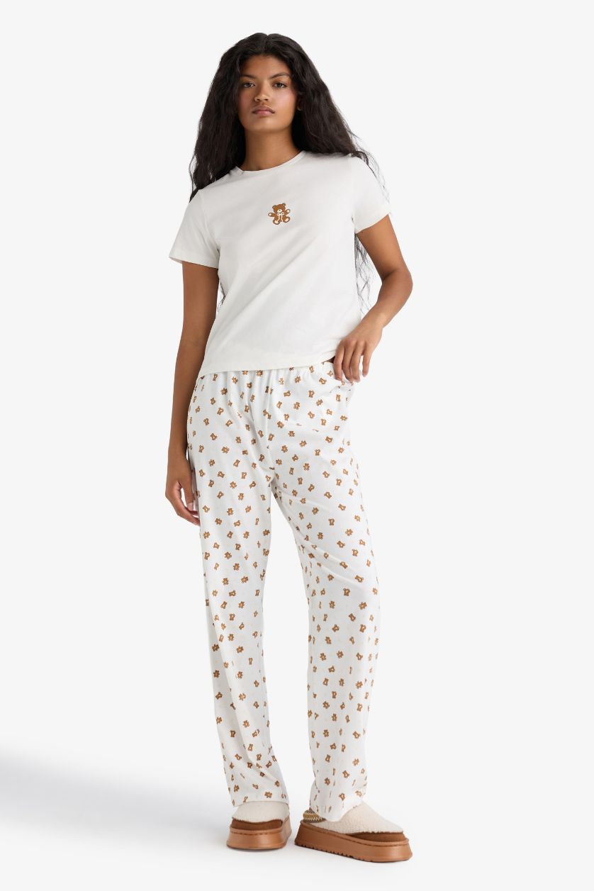 Kadın Ekru Pijama Takımı Regular Fit Baskılı Kısa Kollu Üst Desenli Uzun Alt