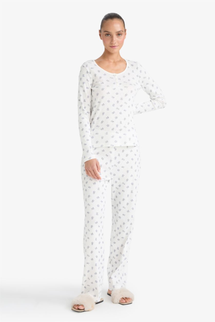 Kadın Ekru Pijama Takımı Desenli Pointel Kumaş Uzun Kollu Üst Uzun Alt